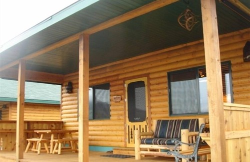 Gardiner Cabin | “Family cabin, near Yellowstone with views of the Yellowstone river"
