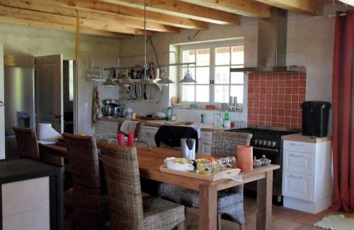Fargues-sur-Ourbise House | Family Château Retreat