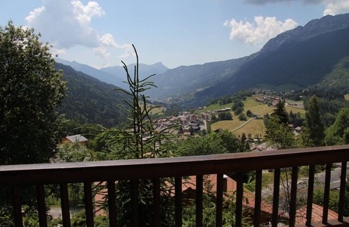 Saint-Jean-de-Sixt Ski Chalet | Family chalet with 5 bedrooms for 8 people in Saint-Jean-de-Sixt