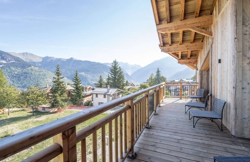 Le Praz Ski Chalet | Family Chalet with Pool, Near Slopes in Courchevel
