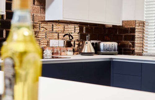 New Forest District House | Family Coastal Escape – Garden, Games & 4 Baths