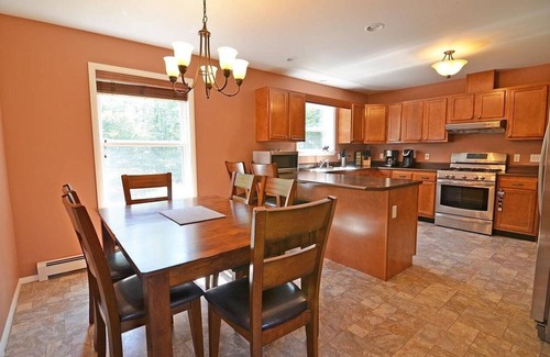 Cavendish House | Family & dog friendly house w/deck & game room. Minutes to town, Okemo & lakes