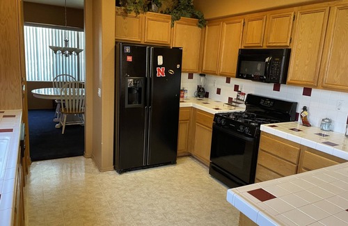 Palmdale House | Family Feel West Palmdale Home Near Marie Kerr Park