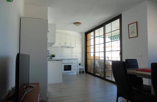 Puerto de Santiago Apartment | Family Flat with 3 bedrooms, 1 bathroom near ocean & Los Gigantes