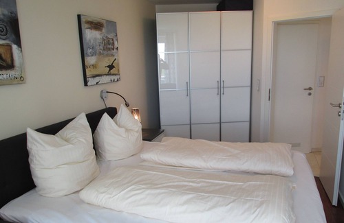 Wurster Nordseekuste Apartment | family-friendly, modern non-smoking apartment with sea view,