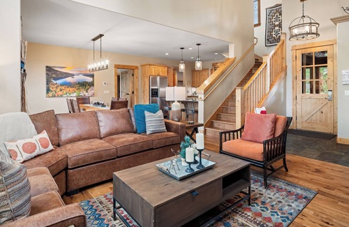 Truckee House | Family-Friendly 3 BD Residence on the Old Greenwood Golf Course!