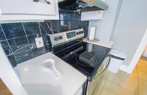Niagara Falls House | Family-Friendly 3Br-Free Parking & Wifi