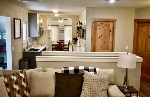 Kellogg House | Family-Friendly 3BR Home near River & Bike Path! Close to downtown.