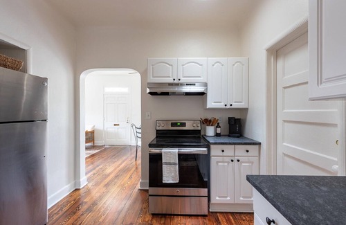Algiers Point House | Family Friendly 3BR in Historic Neighborhood Near French Quarter, Parking
