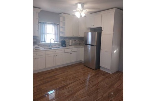 Providence House | Family friendly, 3BR Home near Colleges & Downtown