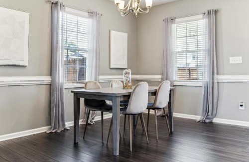 East Fayetteville Apartment | Family-Friendly 4BR Home with BBQ & Free Parking