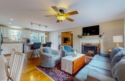 South Yarmouth House | Family Friendly Abode