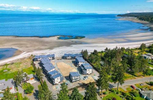 Black Creek House | Family-Friendly Beachside Bliss