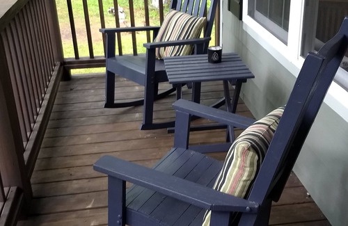 Almond House | Family Friendly, Bryson City, Tsali, GSM Railway, Nantahala