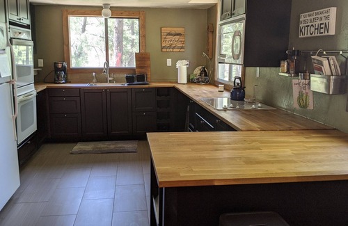 Prescott House | Family Friendly Cabin Near Lynx Lake