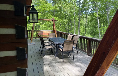 Boone House | Family friendly, conveniently located; minutes from Blowing Rock and Boone.