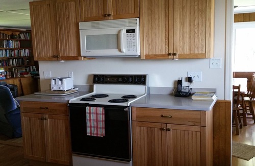 Interlaken House | Family friendly, cozy cottage, in midst of Cayuga, Seneca Wine Trails.