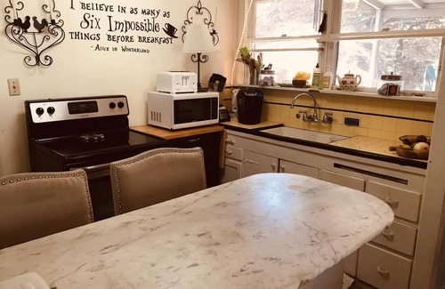 Old Topanga House | Family-Friendly,Discounted Specials Near Beach