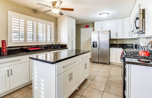 Biggs Field House | Family-Friendly El Paso Home Near Parks & Malls!