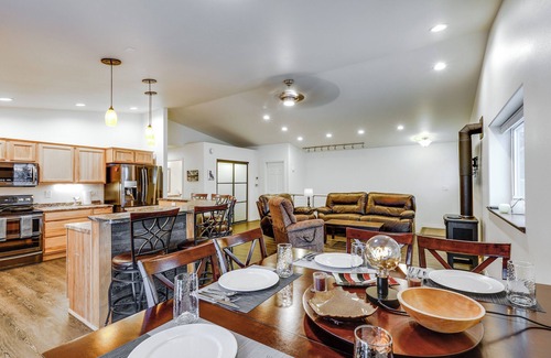 Fairbanks House | Family-Friendly Fairbanks Home: Chena River Access