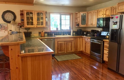 Graeagle House | Family Friendly Getaway 1 mile from downtown Graeagle