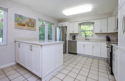Sanibel House | Family Friendly, Great Pool and Easy Bowman's Beach Access