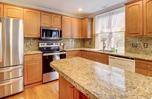 Federal Way House | Family-Friendly Home ~ 20 Mi to Seattle!