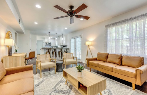 Mobile House | Family-Friendly Home: 6 Mi to Downtown Mobile!