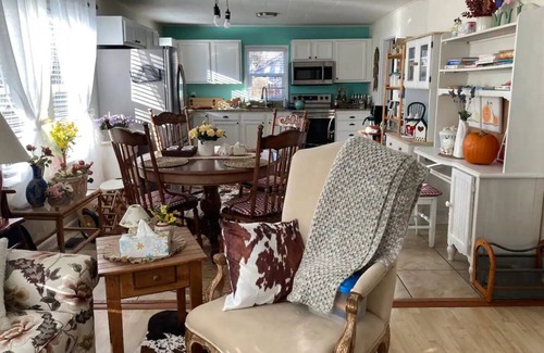 Longmont House | Family friendly Home in the center of Longmont!