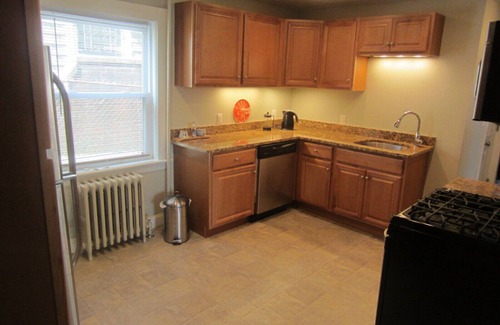 Salem Condo | Family friendly home in historic Salem