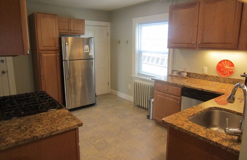 Salem Condo | Family friendly home in historic Salem