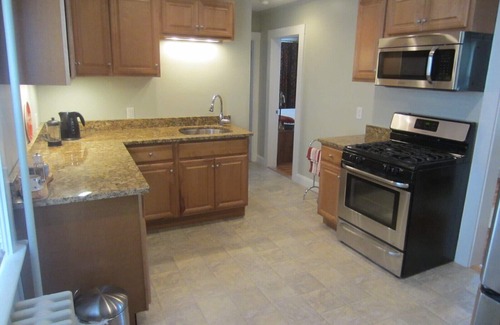 Salem Condo | Family friendly home in historic Salem