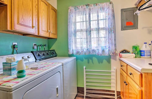 St. James House | Family-Friendly Home Near Maramec Spring Park!