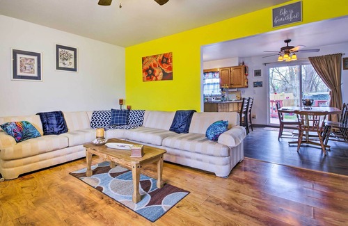 St. James House | Family-Friendly Home Near Maramec Spring Park!