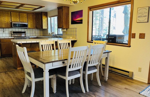 Lake Almanor West House | Family Friendly Home on the Golf Course in Lake Almanor West County Club