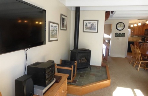Jeffersonville House | Family Friendly Home in Smugglers Notch Resort