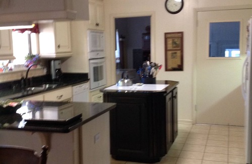 Oak House | Family- Friendly Home On The Bon Secour River