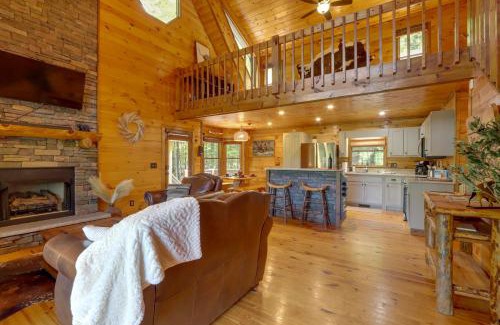 Mineral Bluff House | Family Friendly Hot Tub Haven in Mineral Bluff!