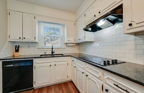 Winterville House | Family Friendly House with GAME ROOM in Heart of Winterville!