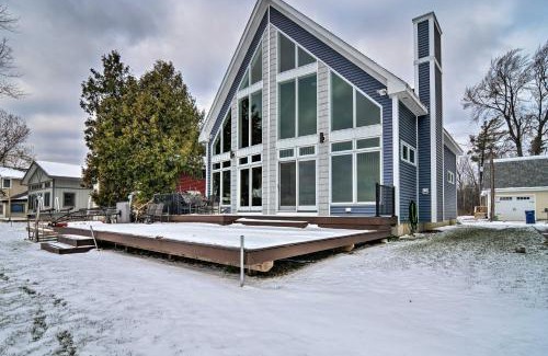 Cadillac House | Family-Friendly Lake Mitchell Oasis Hike and Ski!