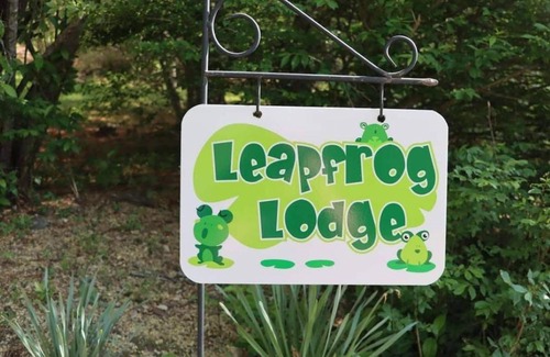 Butler Ski Chalet | Family friendly Leap Frog Lodge