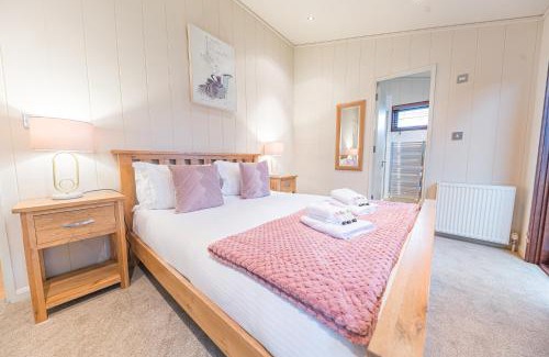 Hawkshead Ski Chalet | Family friendly, lovely Lakeland lodge with private parking and a patio