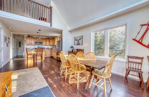 Elka Park House | Family Friendly~Minutes to Hunter~Wooded Seclusion