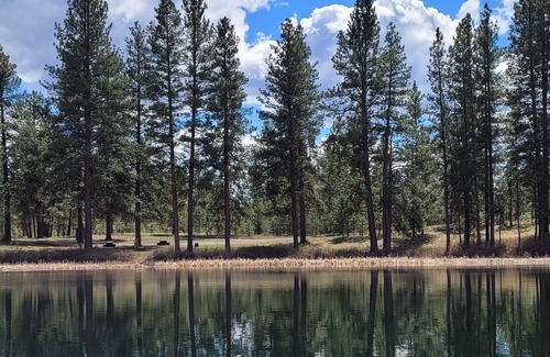 Okanagan-Similkameen Cabin | Family friendly off-grid mountain retreat