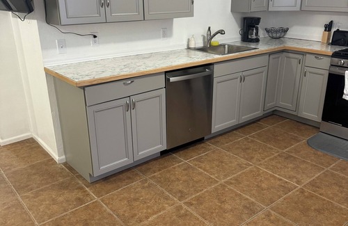 Farm Loop House | Family friendly, peaceful unit centrally located in the Palmer Alaska area