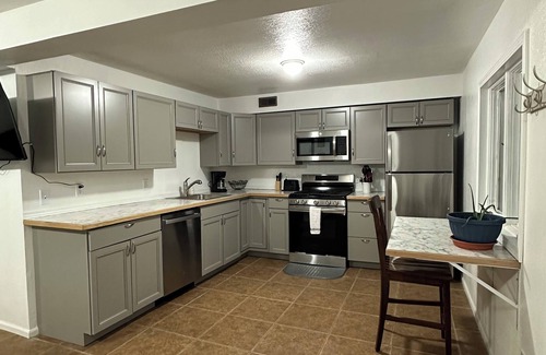 Farm Loop House | Family friendly, peaceful unit centrally located in the Palmer Alaska area