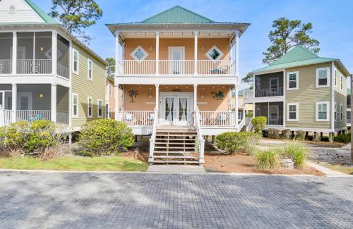 Ono Island House | Family-Friendly Pensacola Home Less Than 1 Mi to Beach!