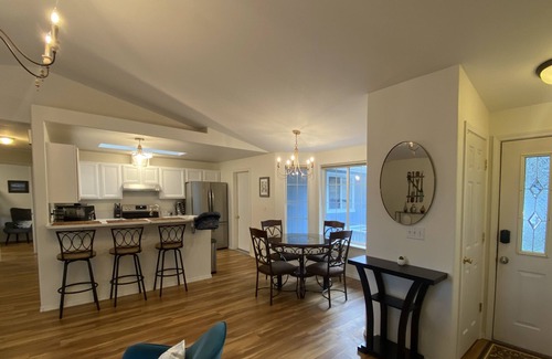 Florence House | Family Friendly & Plentiful Parking