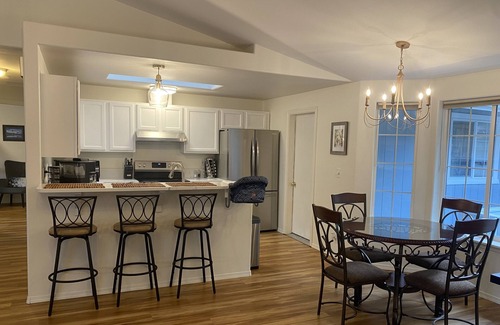 Florence House | Family Friendly & Plentiful Parking