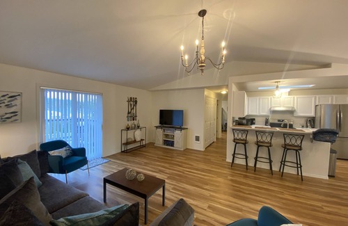 Florence House | Family Friendly & Plentiful Parking